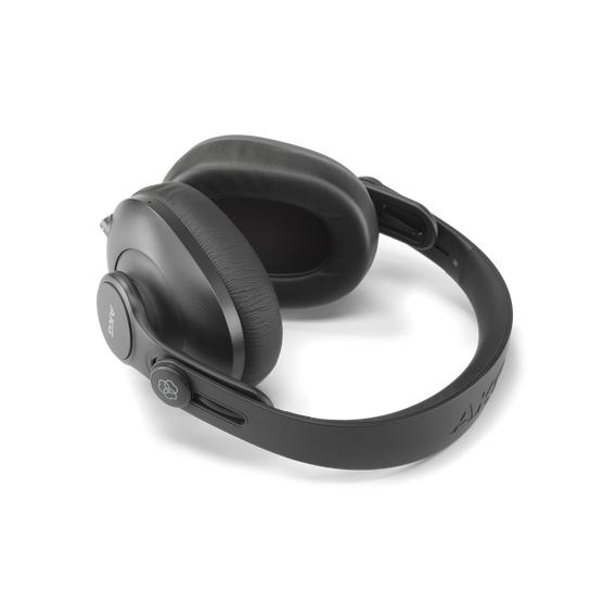 K361-BT - Black - Over-ear, closed-back, foldable studio headphones with Bluetooth - Detailshot 4